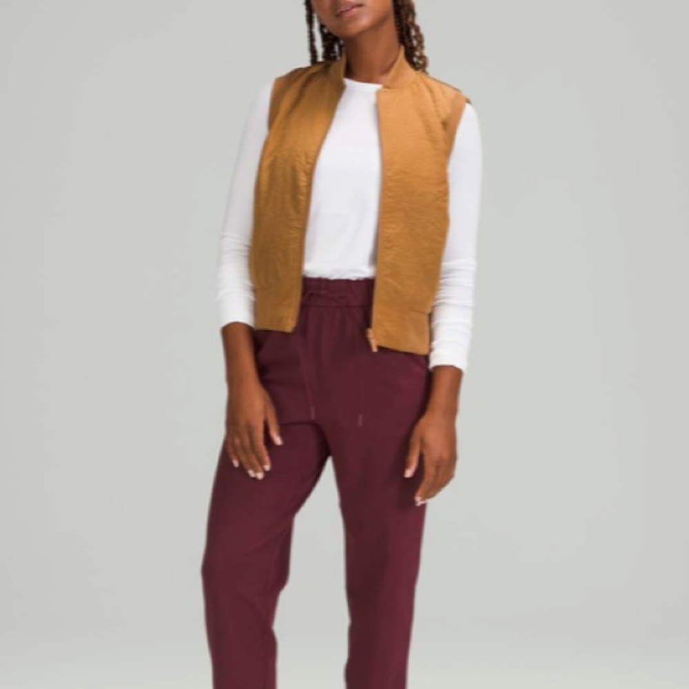 Lululemon Non-stop bomber vest on bold beige - Picture 3 of 7